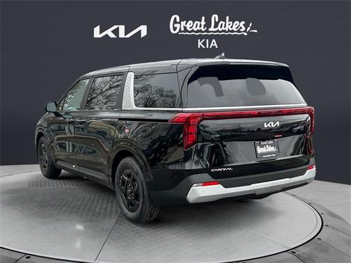 2025 Kia Carnival LXS