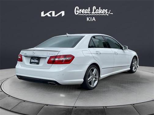 2013 Mercedes-Benz E-Class 4MATIC