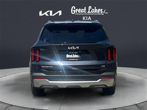 2025 Kia Sorento S