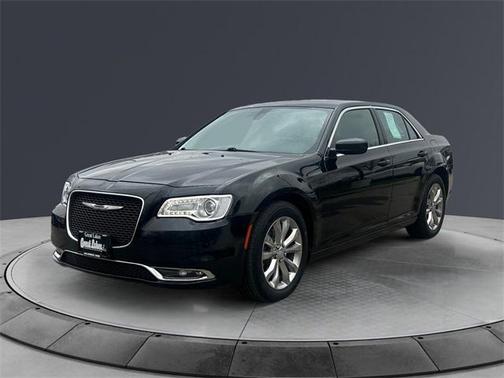 2018 Chrysler 300 Touring
