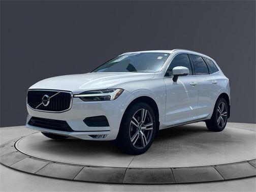 2021 Volvo XC60 T5 Momentum