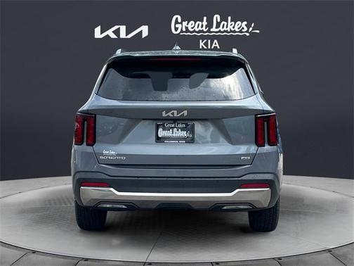 2025 Kia Sorento S