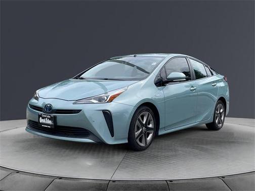 2019 Toyota Prius XLE