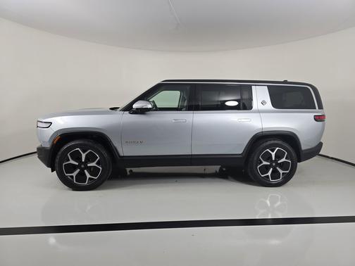 2023 Rivian R1S Launch Edition