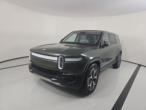 2024 Rivian R1S Adventure Quad Motor Large Pack