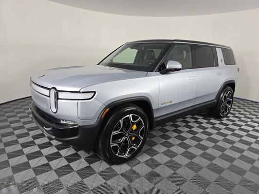 2023 Rivian R1S Adventure