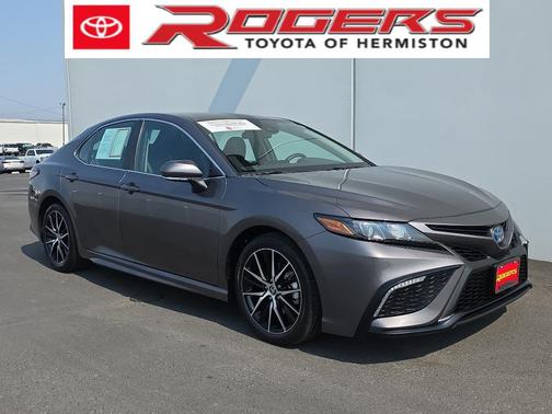 2024 Toyota Camry Hybrid SE