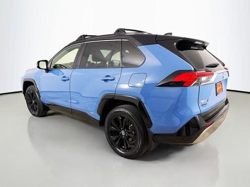 2023 Toyota RAV4 Hybrid SE