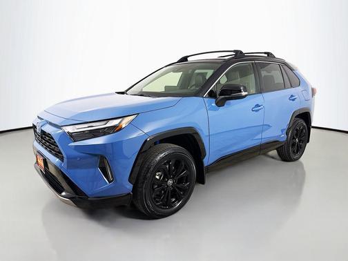 2023 Toyota RAV4 Hybrid SE