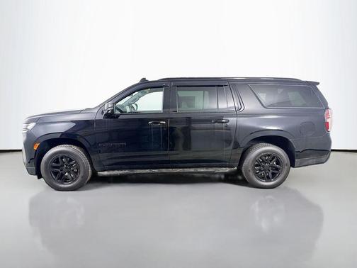 2022 Chevrolet Suburban RST