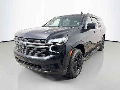 2022 Chevrolet Suburban RST