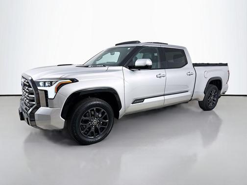 2023 Toyota Tundra Hybrid Platinum