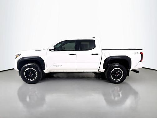2024 Toyota Tacoma Hybrid TRD Off Road