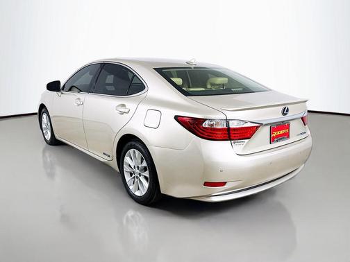 2013 Lexus ES 300h Base