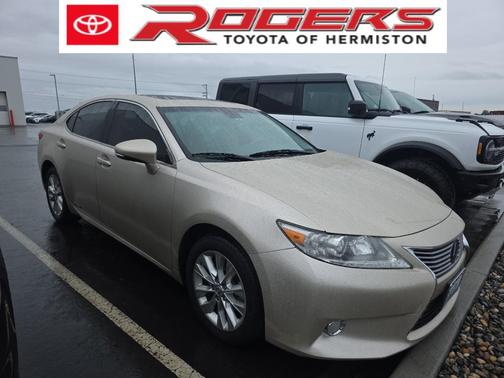 2013 Lexus ES 300h Base