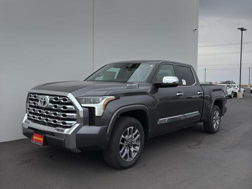 2025 Toyota Tundra Hybrid 1794 Edition