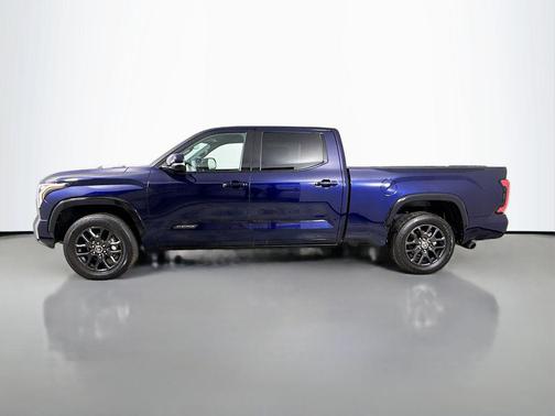 2023 Toyota Tundra Hybrid Platinum