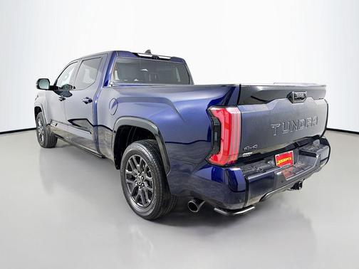 2023 Toyota Tundra Hybrid Platinum