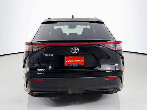 2024 Toyota bZ4X XLE