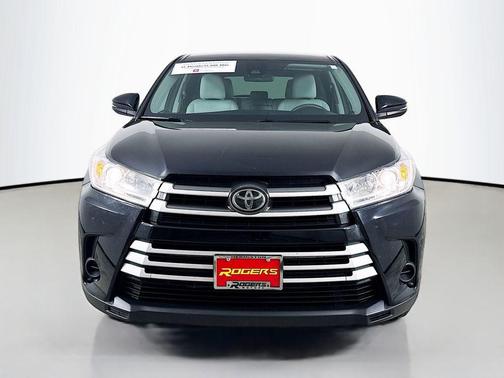 2017 Toyota Highlander LE