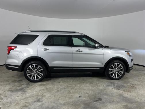 2019 Ford Explorer Platinum