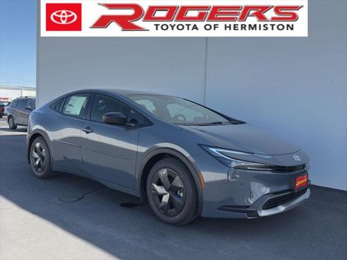 2025 Toyota Prius L