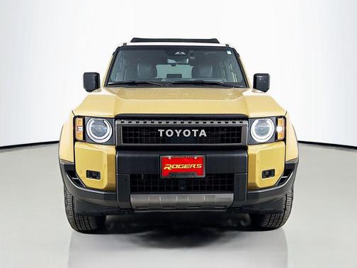 Trail Dust/Gray Scape 2024 Toyota Land Cruiser Base