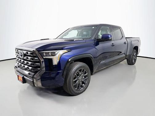 2023 Toyota Tundra Hybrid Platinum