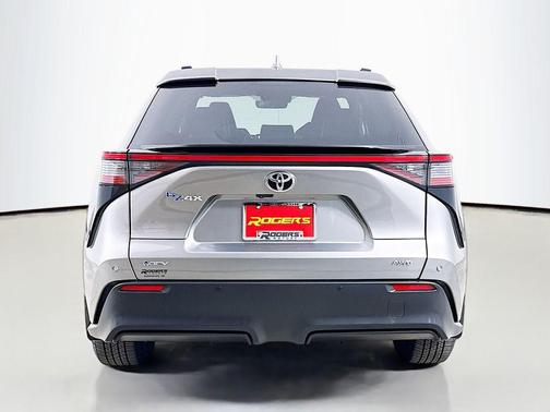 2025 Toyota bZ4X XLE