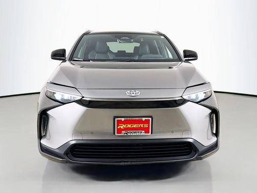 2025 Toyota bZ4X XLE