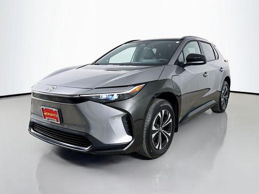 2025 Toyota bZ4X XLE