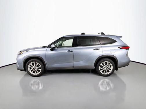 2022 Toyota Highlander Limited