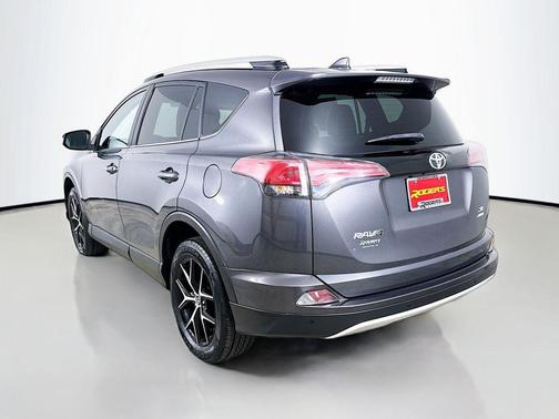 2016 Toyota RAV4 SE