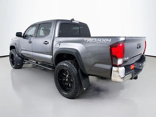 Magnetic Gray Metallic 2018 Toyota Tacoma TRD Off Road