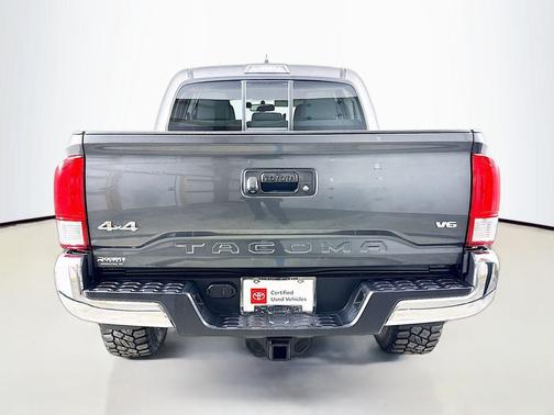 2016 Toyota Tacoma SR5