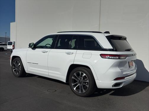 2023 Jeep Grand Cherokee Overland