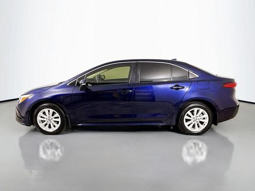 2025 Toyota Corolla Hybrid XLE