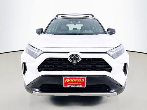 2025 Toyota RAV4 Hybrid SE