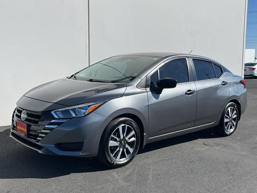 2024 Nissan Versa 1.6 S