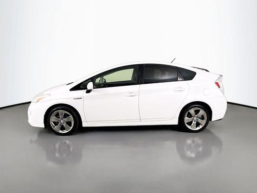 2013 Toyota Prius Three SE
