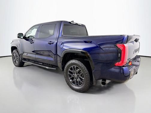 2024 Toyota Tundra Hybrid Platinum