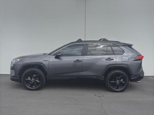 2021 Toyota RAV4 Hybrid SE