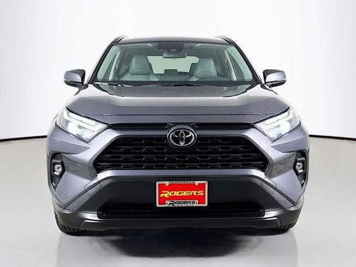 2025 Toyota RAV4 Hybrid XLE Premium