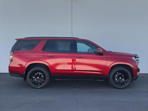 2023 Chevrolet Tahoe 4WD RST