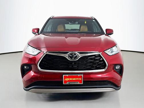2026 Toyota Highlander Hybrid Platinum
