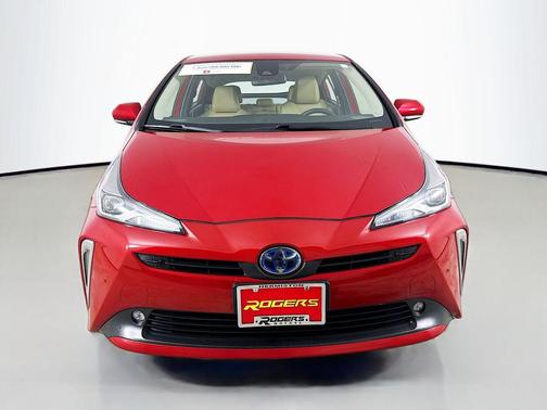 2021 Toyota Prius LE