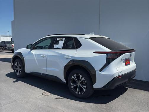 2025 Toyota bZ4X XLE