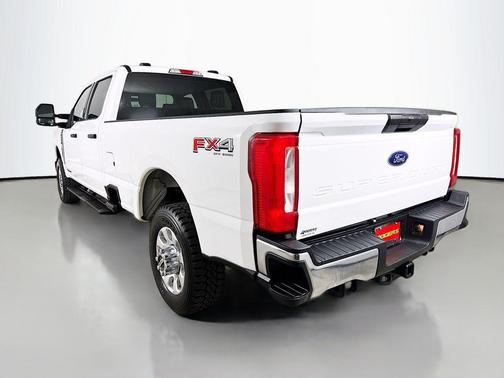 2024 Ford F-350 XLT