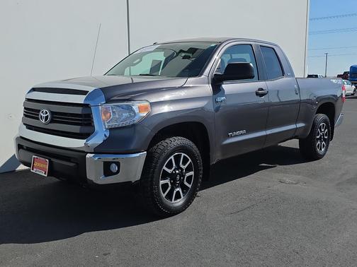 2015 Toyota Tundra SR5