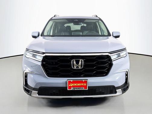 2024 Honda Pilot Touring 8-Passenger